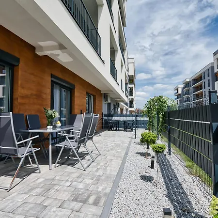 Pankrac 2 By Housine Zator