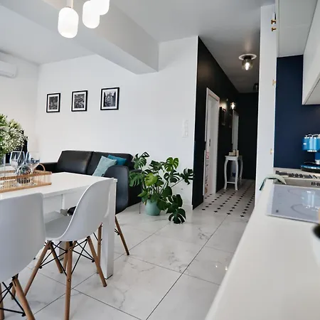 Pankrac 2 By Housine Apartment