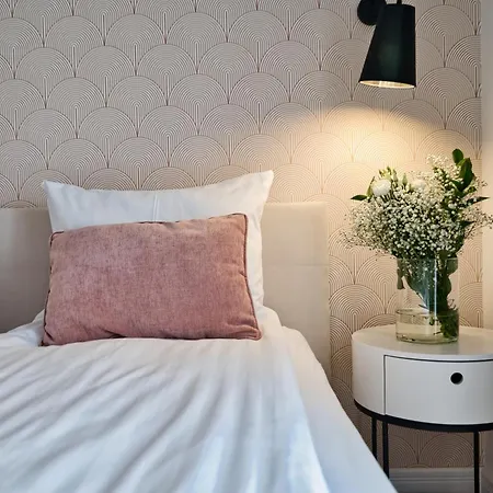 Pankrac 2 By Housine