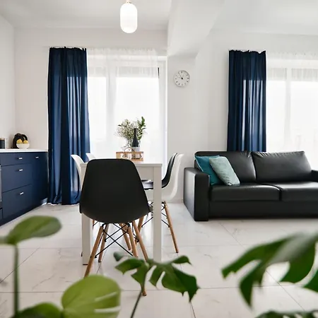 Pankrac 2 By Housine * זאטור