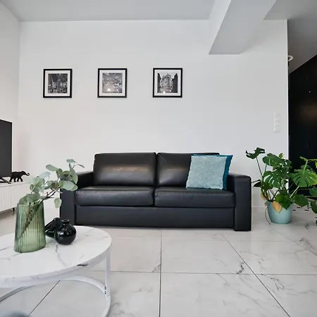 Apartment Pankrac 2 By Housine *