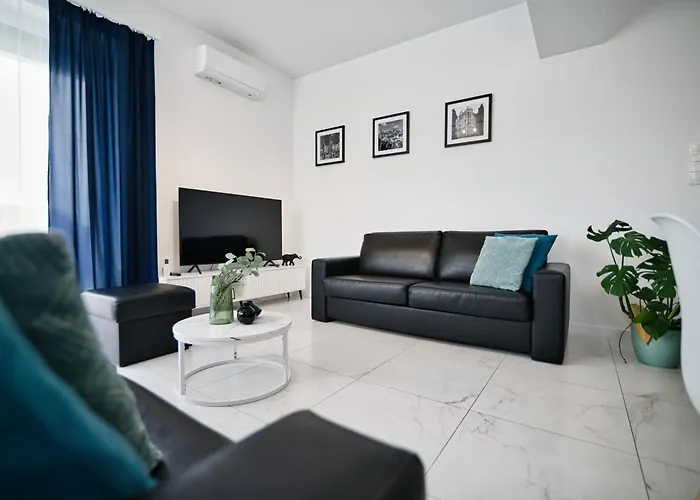 Pankrac 2 By Housine *